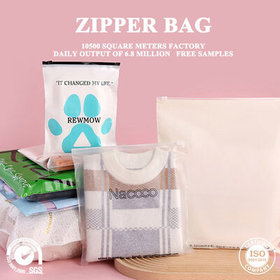 Qualité Sacs d'emballage en plastique légers et durables pour les accessoires de décoration de vêtements Usine